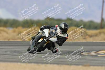 media/Feb-07-2025-CVMA Friday Practice (Fri) [[7034960ba2]]/3-Racer 3-NRS/Session 4 (Turn 16)/